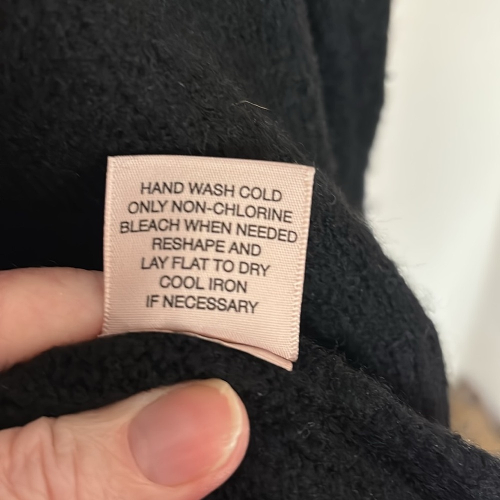 Philosophy women’s black sweater size L/XL - Picture 7 of 9